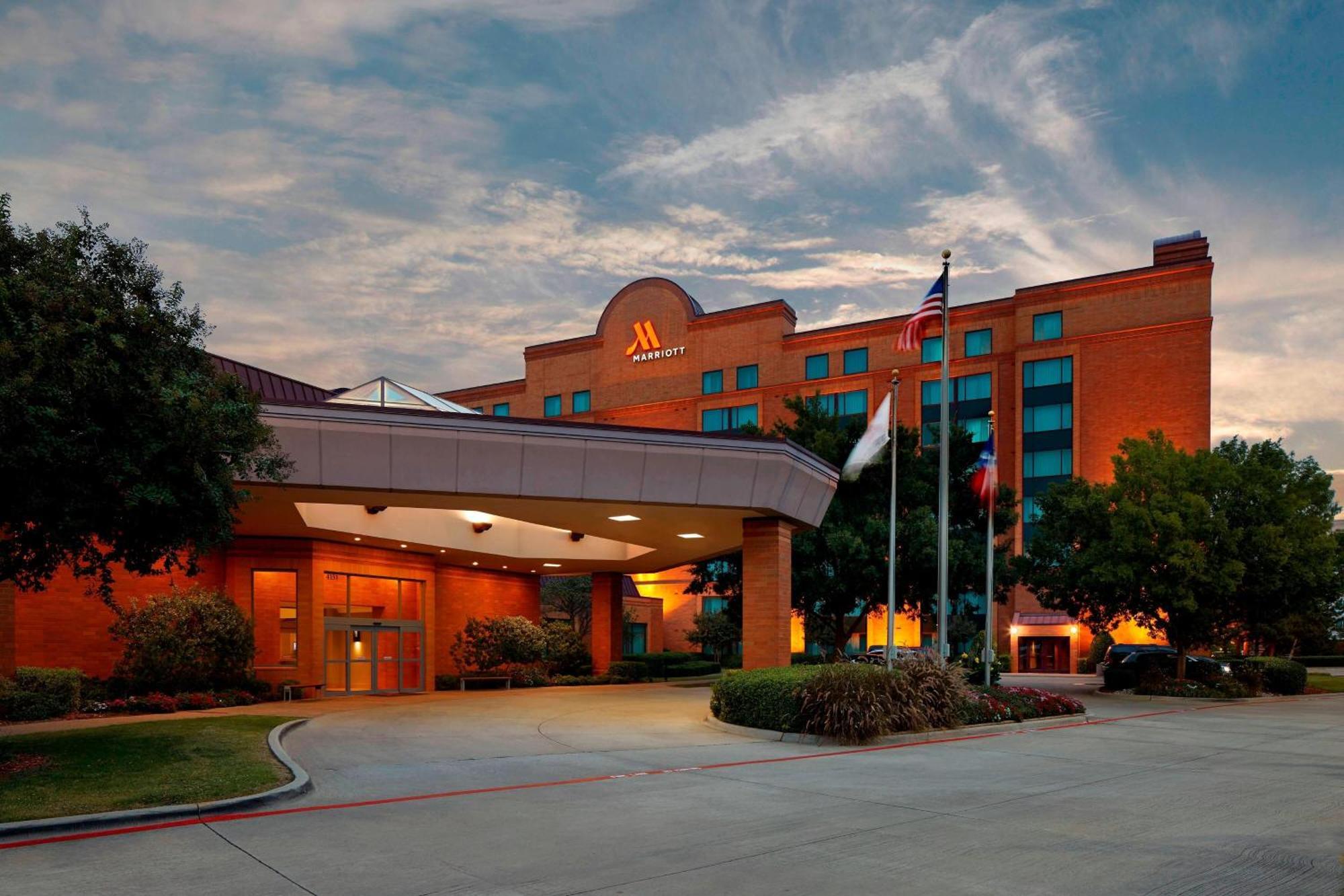 Marriott Dfw Airport South Hotel Fort Worth Exterior foto